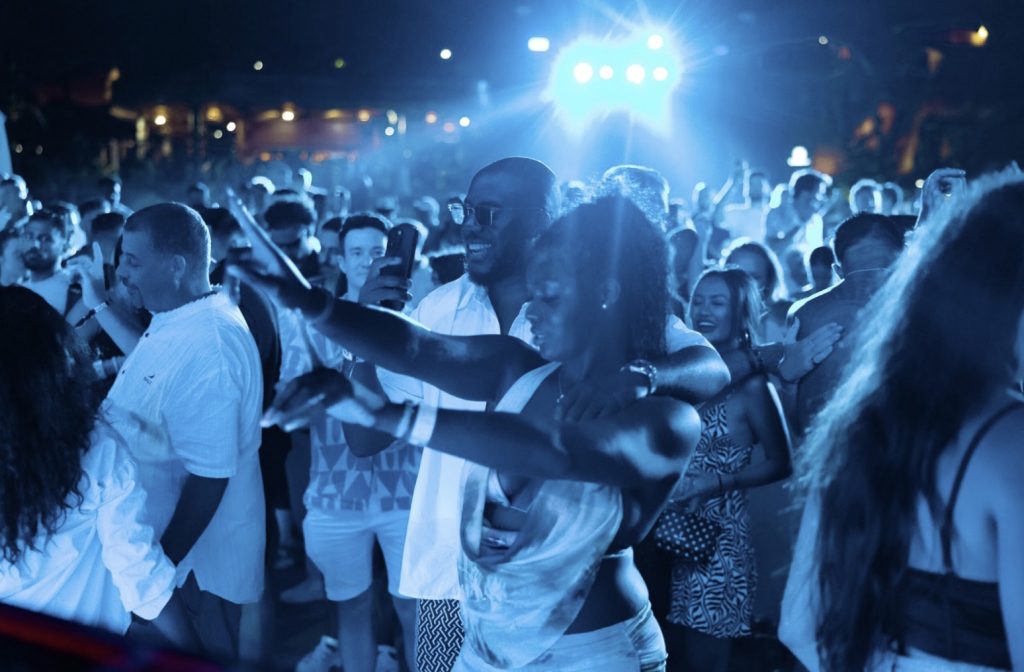 Party scene at Luna Beach Club Bali.